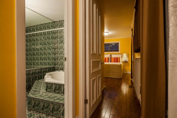 Hotel Chateau de l'Argoat image 4